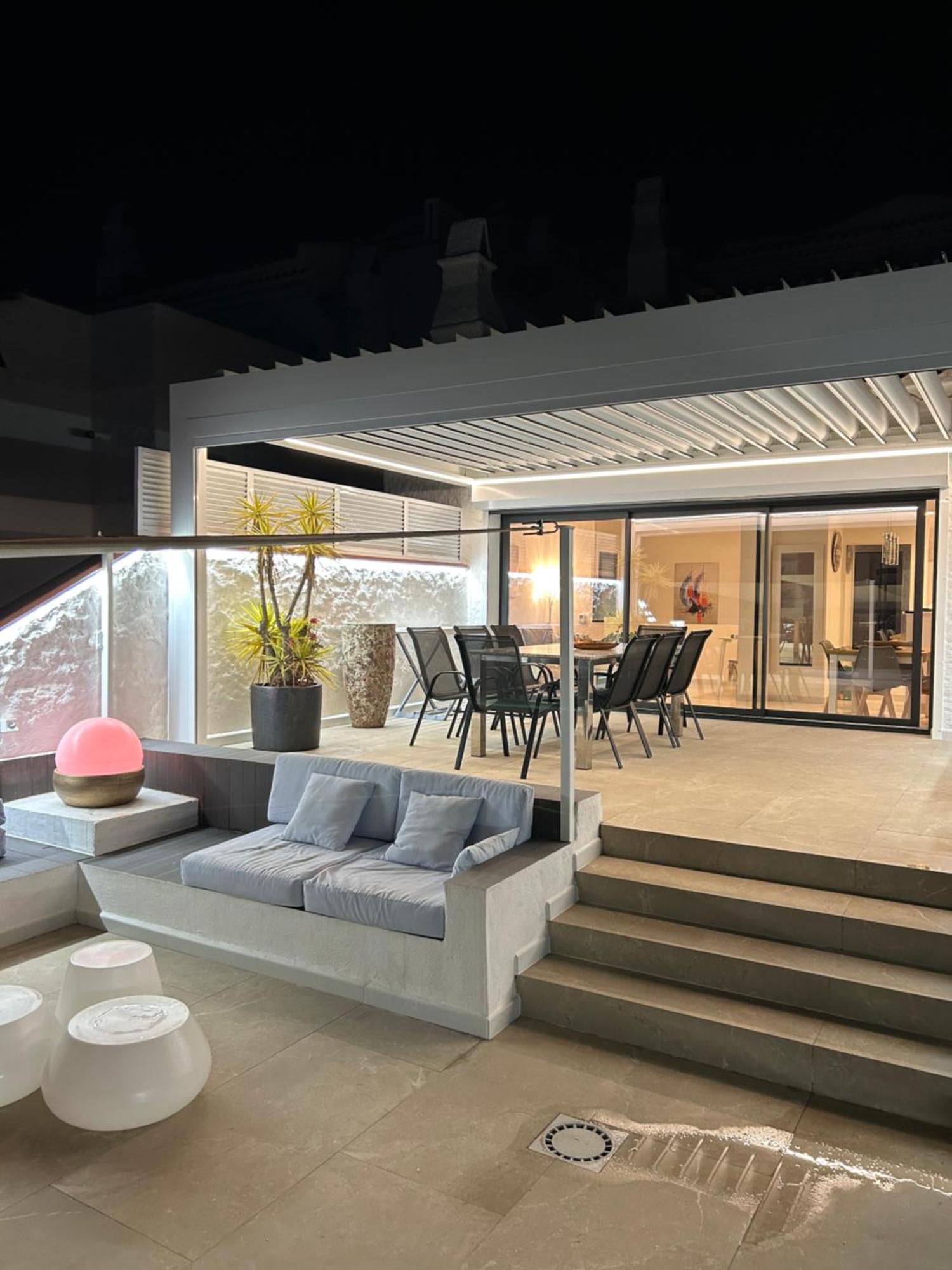 Appartement Duplex Rosas Avec Terrasse Magnifique Jacuzzi Vue Mer المظهر الخارجي الصورة